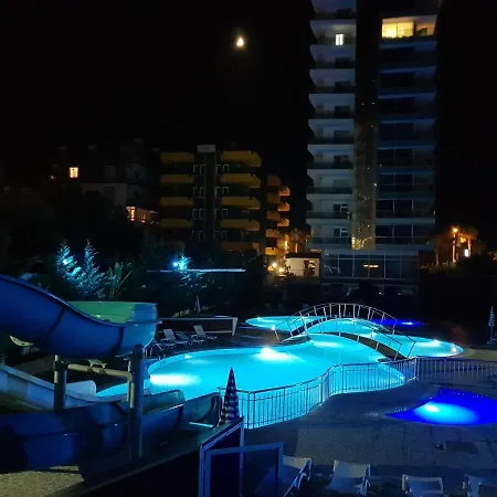 Apartmán Empire Alanya/mahmutlar 50m от моря Alanya